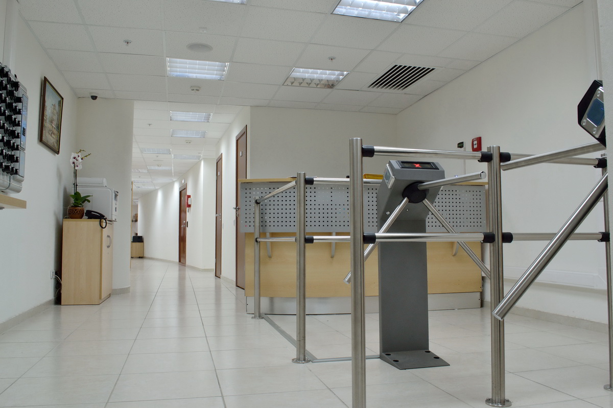 Система контроля доступа (СКУД) в больницах, мед. учреждениях